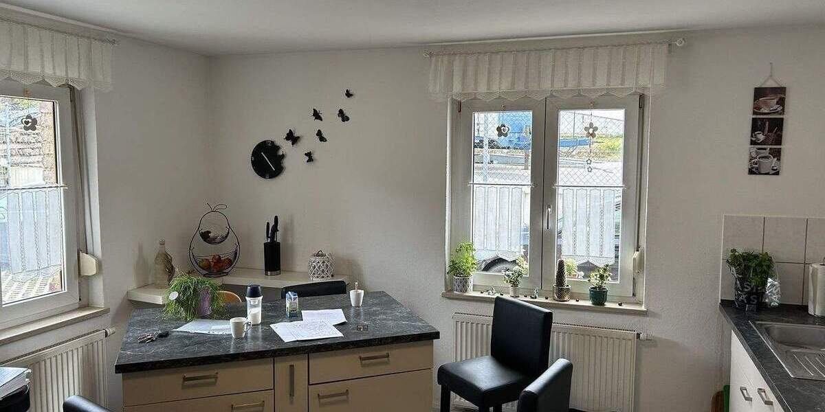 Einfamilienhaus Auerbach Schnarrtanne - 8 Zimmer, 145 m&sup2;, 210.000&euro; | Angebot:25662133