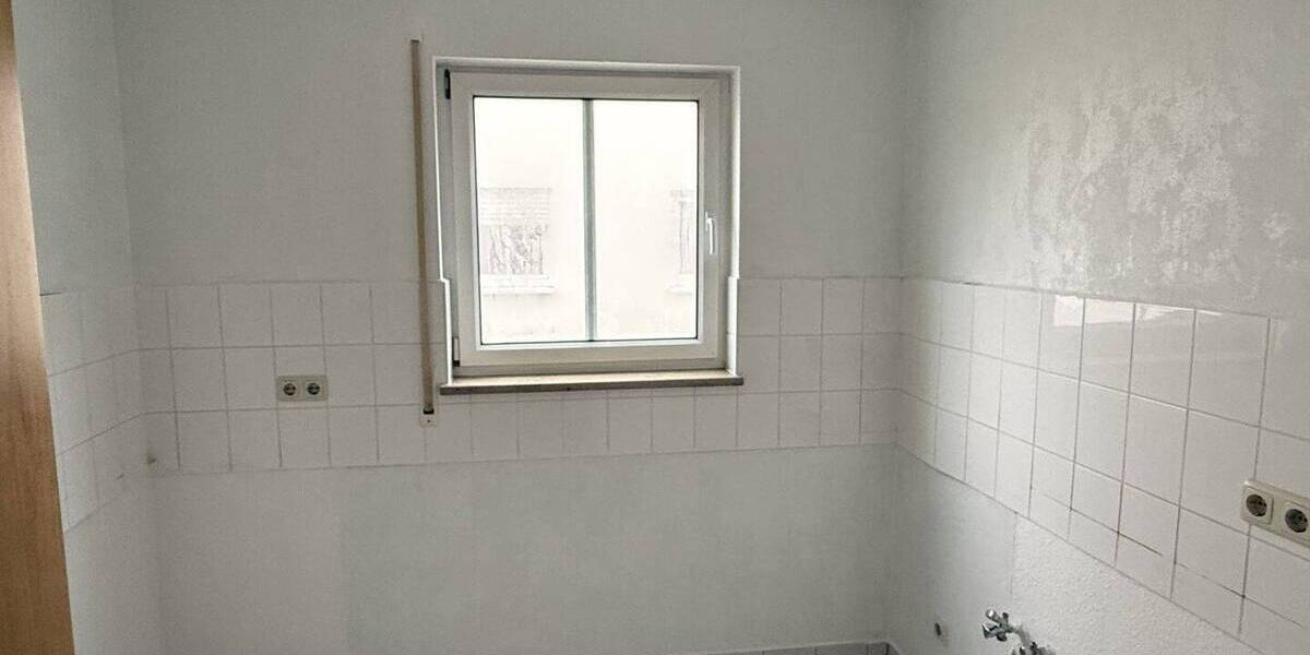 Etagenwohnung Zwickau Marienthal - 4 Zimmer, 75 m&sup2;, 100.000&euro; | Angebot:26176737