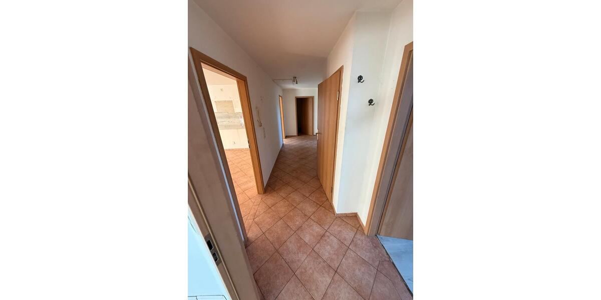 Dachgeschoßwohnung Zwickau Zwickau-Nord - 3 Zimmer, 100 m&sup2;, 780&euro; | Angebot:26083520