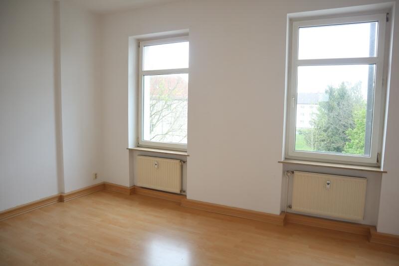 Etagenwohnung Zwickau - 2 Zimmer, 62 m&sup2;, 310&euro; | Angebot:24474783