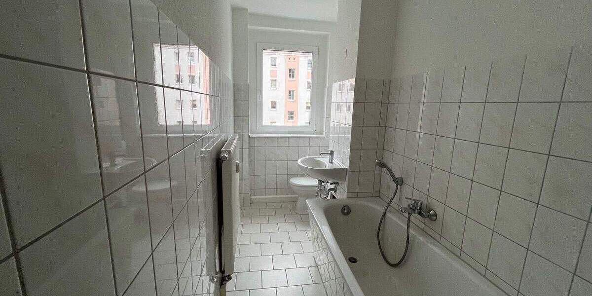 Etagenwohnung Zwickau Marienthal - 2 Zimmer, 50 m&sup2;, 249&euro; | Angebot:25739992