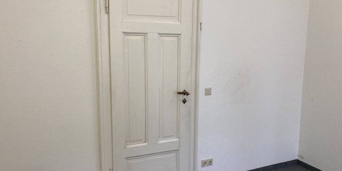 Gewerbeobjekt Zwickau Bahnhofsvorstadt - 5 Zimmer, 113 m&sup2;, 740&euro; | Angebot:25802816