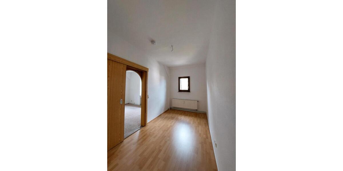 Etagenwohnung Zwickau Zwickau-Nord - 2 Zimmer, 51 m&sup2;, 390&euro; | Angebot:24804300