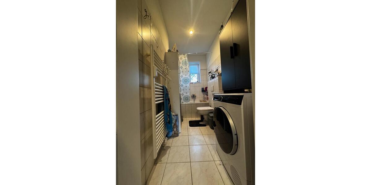 Etagenwohnung Zwickau - 5 Zimmer, 110 m&sup2;, 940&euro; | Angebot:25710919