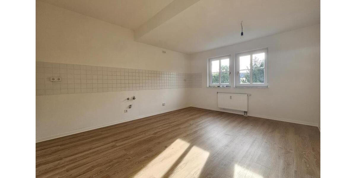 Dachgeschoßwohnung Zwickau Zwickau-Nord - 2 Zimmer, 52 m&sup2;, 338&euro; | Angebot:25362073