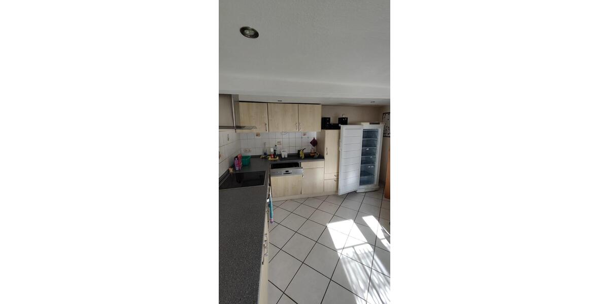 Einfamilienhaus Schmölln - 4 Zimmer, 100 m&sup2;, 900&euro; | Angebot:25082800