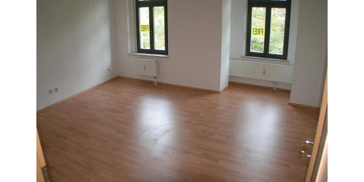 Etagenwohnung Werdau - 5 Zimmer, 125 m&sup2;, 650&euro; | Angebot:23408914