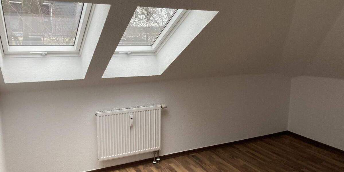 Etagenwohnung Zwickau Innenstadt - 3 Zimmer, 77 m&sup2;, 105.000&euro; | Angebot:25707420