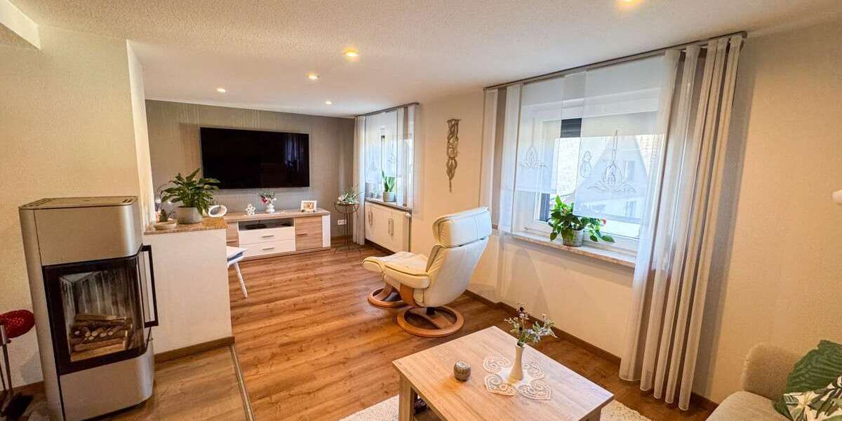 Einfamilienhaus Grünhain-Beierfeld Beierfeld - 6 Zimmer, 143 m&sup2;, 250.000&euro; | Angebot:24781626