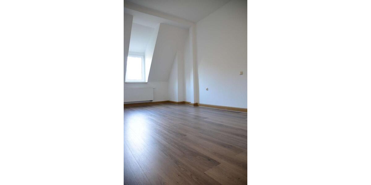 Etagenwohnung Zwickau - 3 Zimmer, 66 m&sup2;, 340&euro; | Angebot:22524100