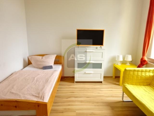 Etagenwohnung Werdau - 2 Zimmer, 48 m&sup2;, 315&euro; | Angebot:23818618