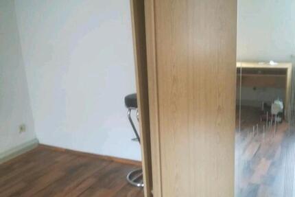 Haus Glauchau - 2 Zimmer, 57 m&sup2;, 26.000&euro; | Angebot:24116766