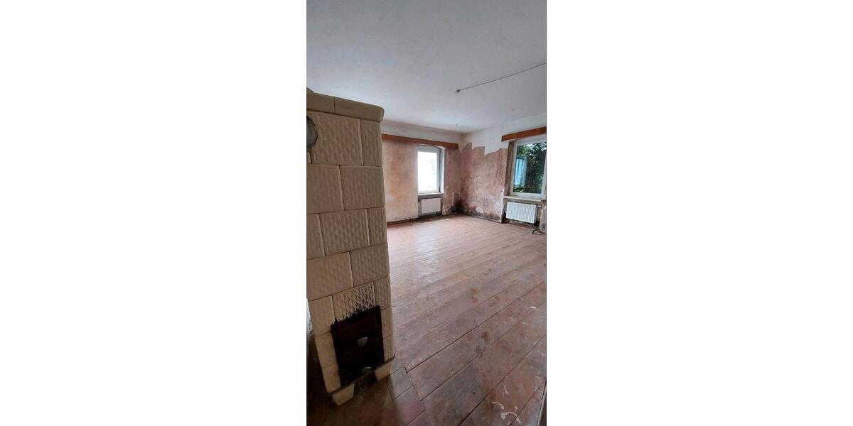 Mehrfamilienhaus, Wohnhaus Aue-Bad Schlema Bad Schlema - 10 Zimmer, 210 m&sup2;, 140.000&euro; | Angebot:26963031