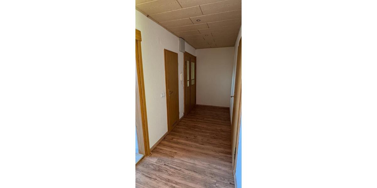 Etagenwohnung Lichtentanne - 3 Zimmer, 58 m&sup2;, 348&euro; | Angebot:24891371