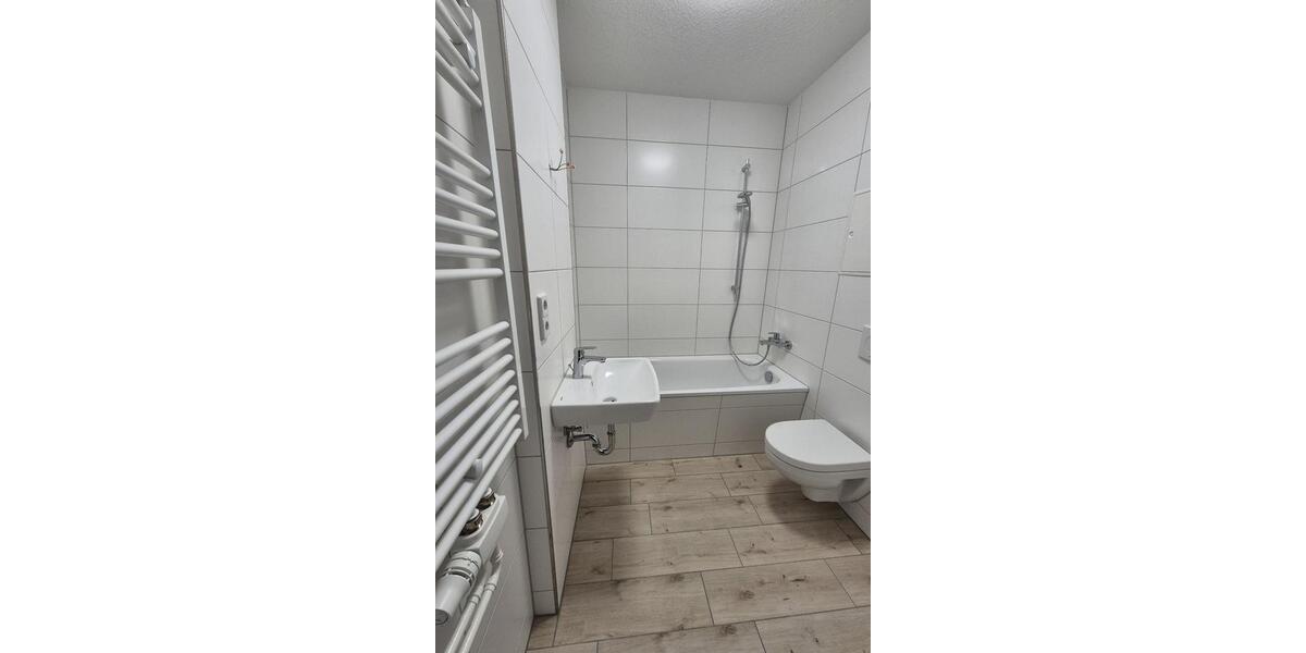 Etagenwohnung Hohenstein-Ernstthal Ernstthal - 3 Zimmer, 56 m&sup2;, 376&euro; | Angebot:24781253