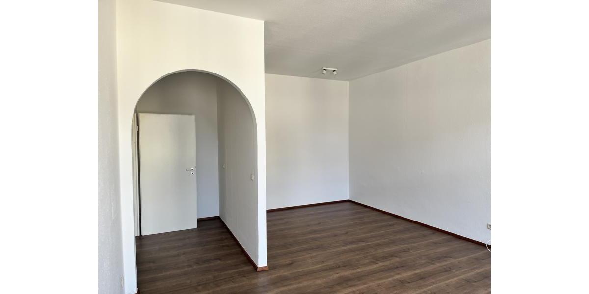 Etagenwohnung Crimmitschau - 3 Zimmer, 108 m&sup2;, 650&euro; | Angebot:24802720