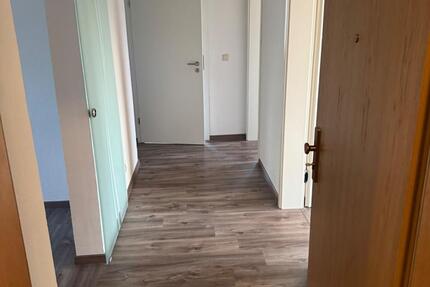 Wohnung Hohenstein-Ernstthal Ernstthal - 3 Zimmer, 64 m&sup2;, 385&euro; | Angebot:24688348