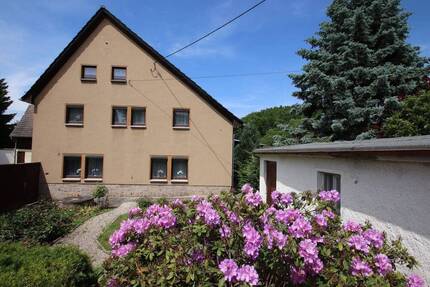 Haus Werdau Langenhessen - 9 Zimmer, 229 m&sup2;, 145.000&euro; | Angebot:25747106