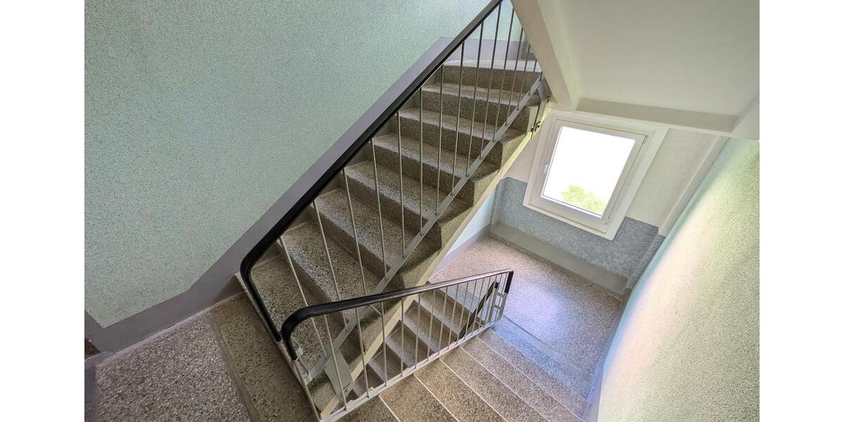 Etagenwohnung Limbach-Oberfrohna Oberfrohna - 2 Zimmer, 56 m&sup2;, 356&euro; | Angebot:25945710