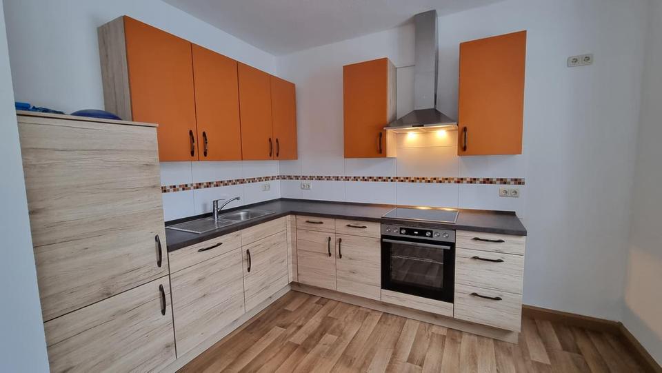 Erdgeschoßwohnung Schmölln - 2 Zimmer, 37 m&sup2;, 295&euro; | Angebot:25074157