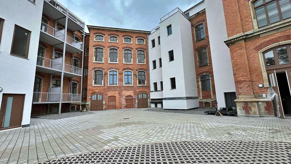 Dachgeschoßwohnung Zwickau - 3 Zimmer, 115 m&sup2;, 1.020&euro; | Angebot:23808992