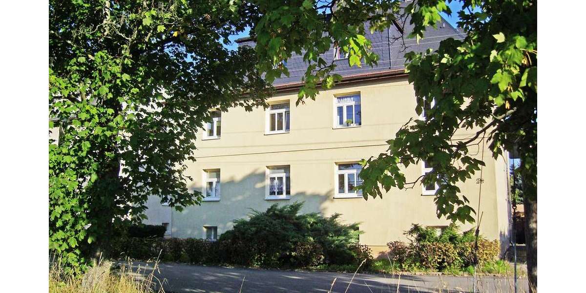 Etagenwohnung Niederwürschnitz - 2 Zimmer, 51 m&sup2;, 330&euro; | Angebot:24794911