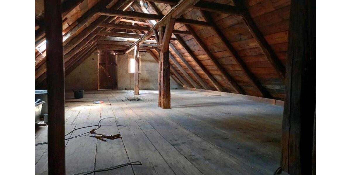 Einfamilienhaus Berga/Elster Elster - 7 Zimmer, 188 m&sup2;, 220.000&euro; | Angebot:18774638