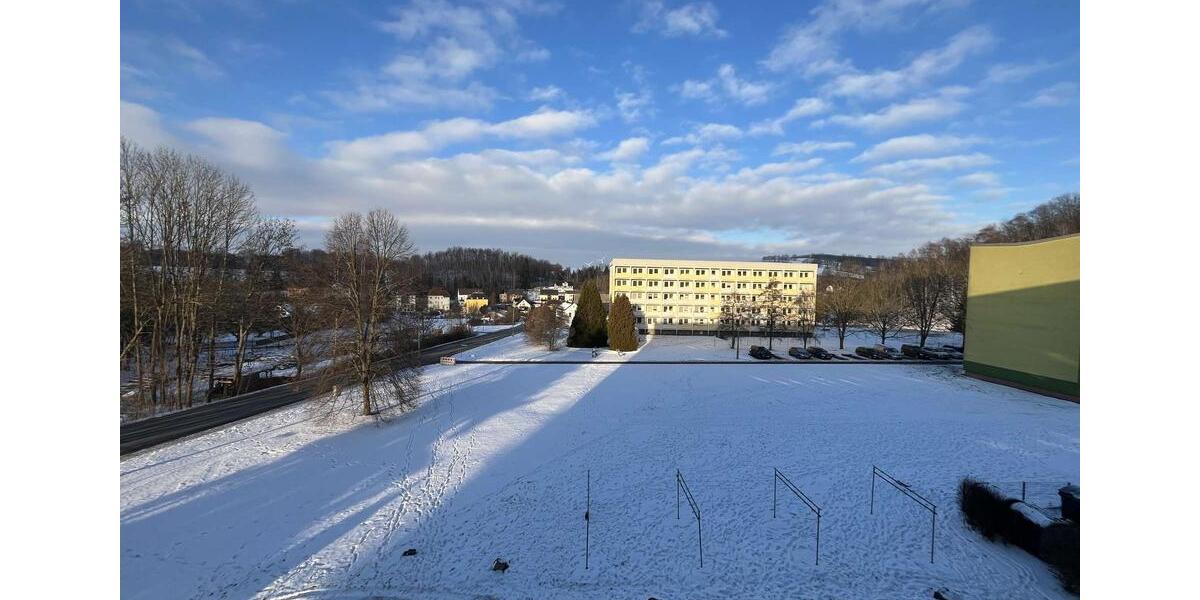 Etagenwohnung Reinsdorf - 6 Zimmer, 112 m&sup2;, 680&euro; | Angebot:24535095