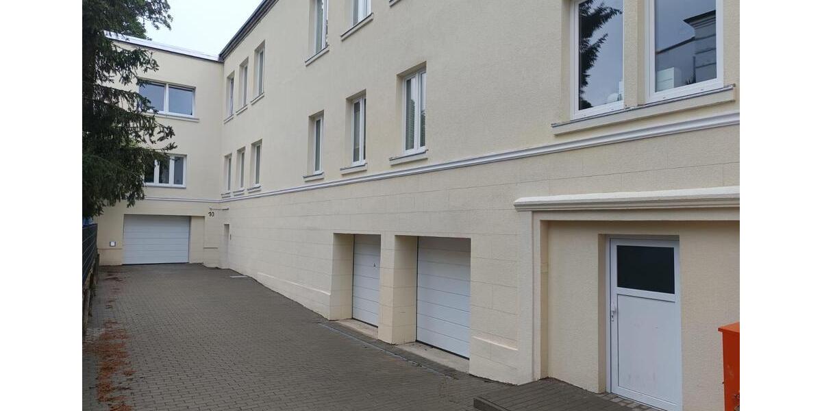 Etagenwohnung Limbach-Oberfrohna Oberfrohna - 3.5 Zimmer, 129 m&sup2;, 990&euro; | Angebot:25833887