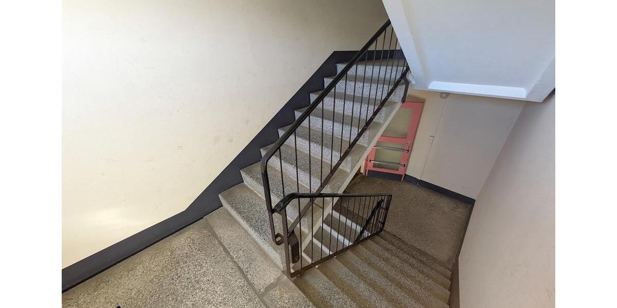 Etagenwohnung Limbach-Oberfrohna Oberfrohna - 1 Zimmer, 35 m&sup2;, 189&euro; | Angebot:26008245