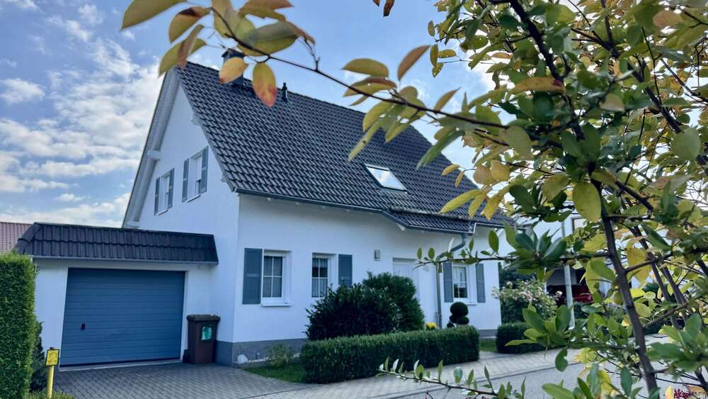 Einfamilienhaus Zwickau Zwickau-West - 4 Zimmer, 110 m&sup2;, 330.000&euro; | Angebot:25195327