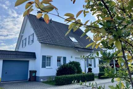 Haus Zwickau Zwickau-West - 4 Zimmer, 110 m&sup2;, 330.000&euro; | Angebot:25195327