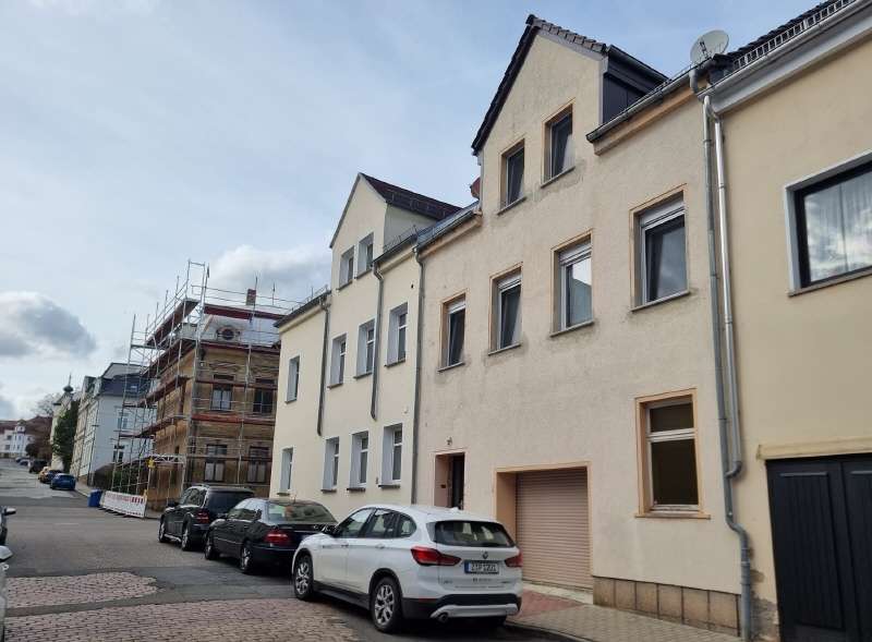Einfamilienhaus Crimmitschau - 5 Zimmer, 130 m&sup2;, 80.000&euro; | Angebot:25819902