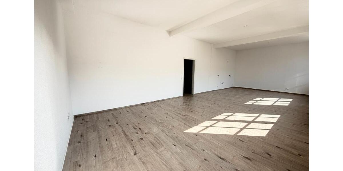 Etagenwohnung Thalheim/Erzgebirge Erzgebirge - 3 Zimmer, 120 m&sup2;, 804&euro; | Angebot:25714823