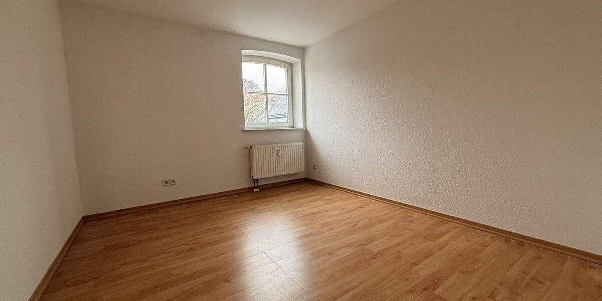 Etagenwohnung Zwickau Weißenborn - 3 Zimmer, 65 m&sup2;, 570&euro; | Angebot:25680257
