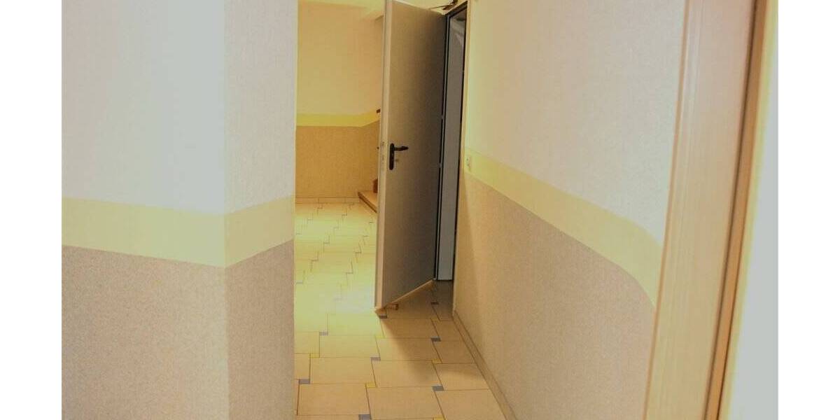 Mehrfamilienhaus, Wohnhaus Gößnitz - 7 Zimmer, 152 m&sup2;, 125.000&euro; | Angebot:25741235