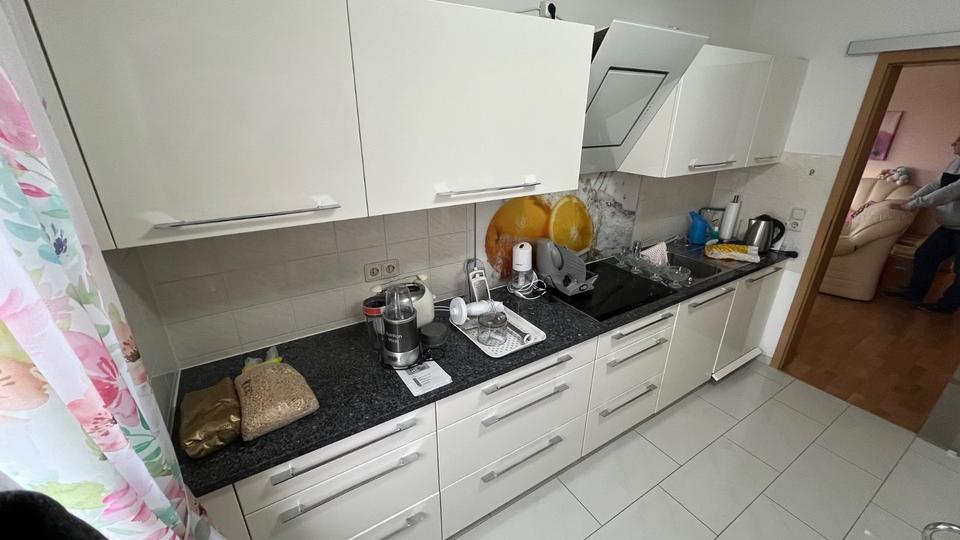 Etagenwohnung Zwickau Auerbach - 3 Zimmer, 80 m&sup2;, 570&euro; | Angebot:25963484