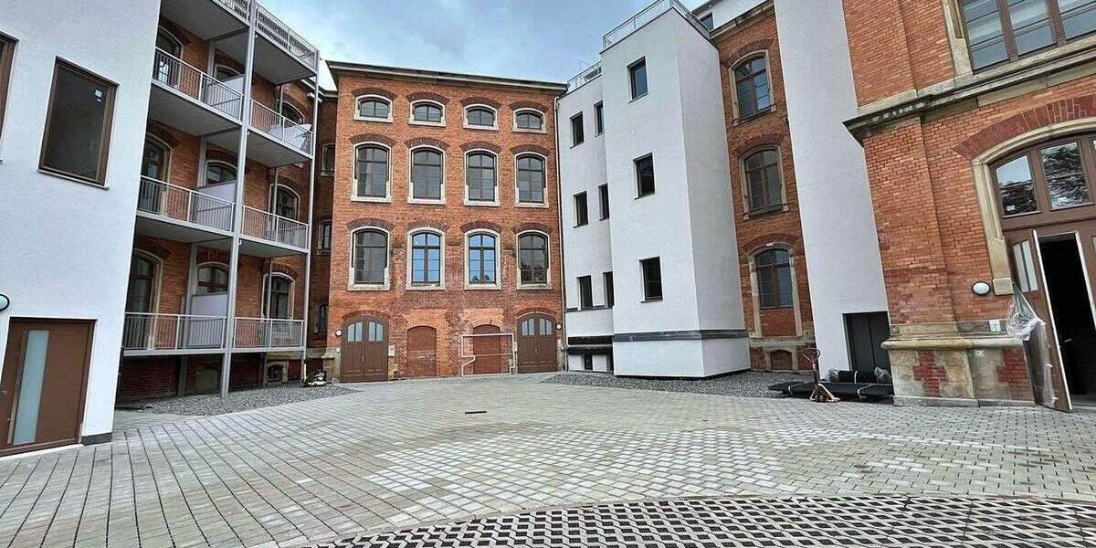 Etagenwohnung Zwickau Innenstadt - 2 Zimmer, 48 m&sup2;, 387&euro; | Angebot:25689598