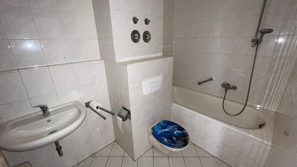 Etagenwohnung Werdau - 2 Zimmer, 60 m&sup2;, 400&euro; | Angebot:21650786