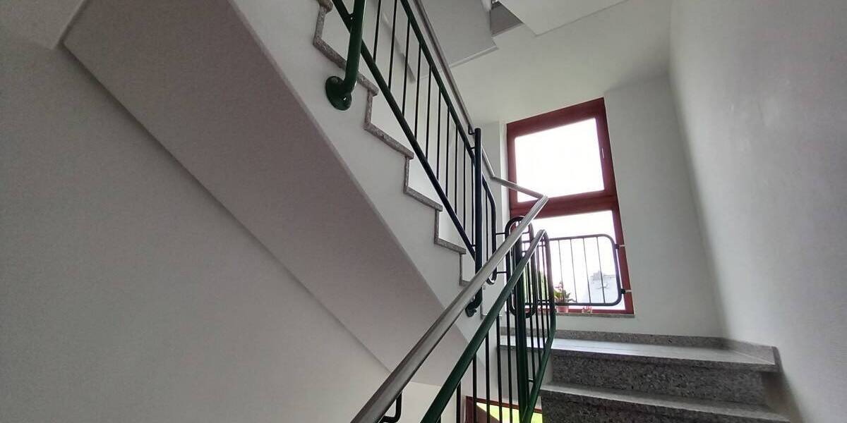 Etagenwohnung Meerane - 4 Zimmer, 104 m&sup2;, 124.000&euro; | Angebot:25671756