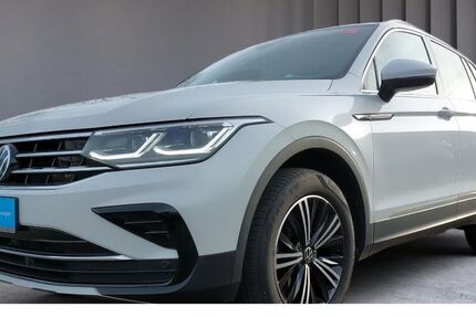 VW Tiguan 28.470 km 29.990 &euro; Aue 08280
