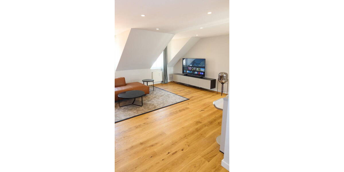 Etagenwohnung Zwickau Pölbitz - 3 Zimmer, 90 m&sup2;, 900&euro; | Angebot:25969722