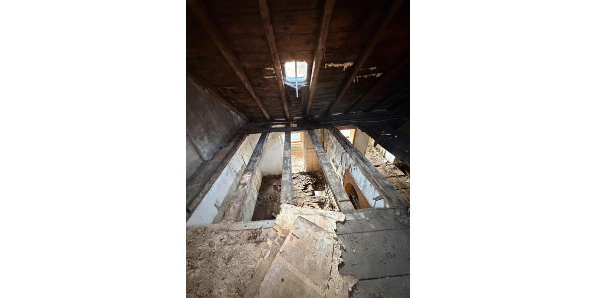 Mehrfamilienhaus, Wohnhaus Meerane - 11 Zimmer, 222 m&sup2;, 666&euro; | Angebot:25798672