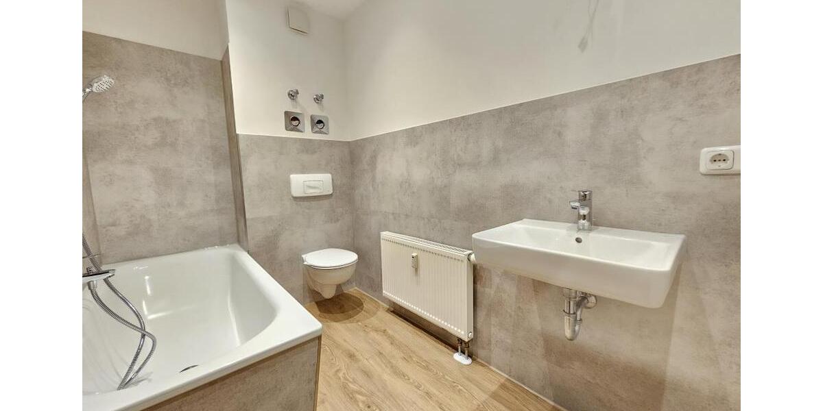 Etagenwohnung Zwickau Zwickau-Nord - 2 Zimmer, 49 m&sup2;, 319&euro; | Angebot:25362082