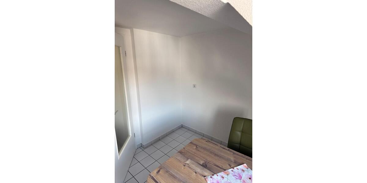 Dachgeschoßwohnung Zwickau Zwickau-Nord - 2 Zimmer, 45 m&sup2;, 390&euro; | Angebot:25283027
