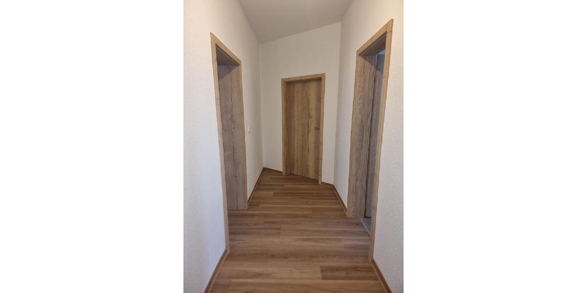 Etagenwohnung Crimmitschau - 2 Zimmer, 45 m&sup2;, 270&euro; | Angebot:25144290