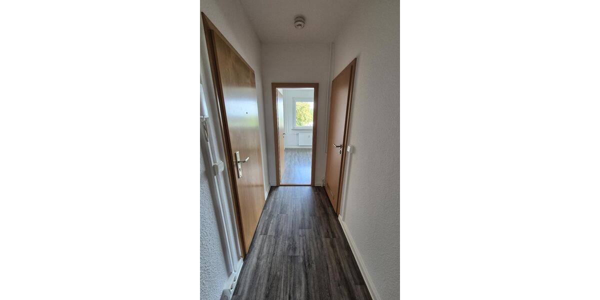 Etagenwohnung Hohenstein-Ernstthal Ernstthal - 3 Zimmer, 56 m&sup2;, 325&euro; | Angebot:25257521