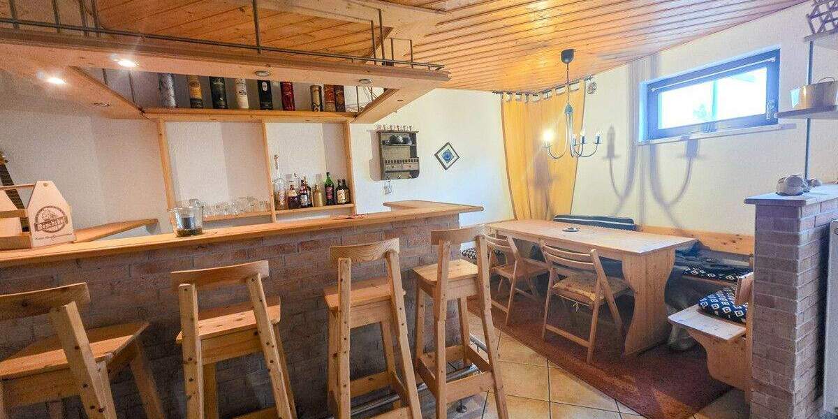 Reihenendhaus Aue-Bad Schlema Schlema - 6 Zimmer, 160 m&sup2;, 270.000&euro; | Angebot:25688337