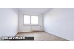 Etagenwohnung Zwickau Neuplanitz - 3 Zimmer, 71 m&sup2;, 350&euro; | Angebot:24877916