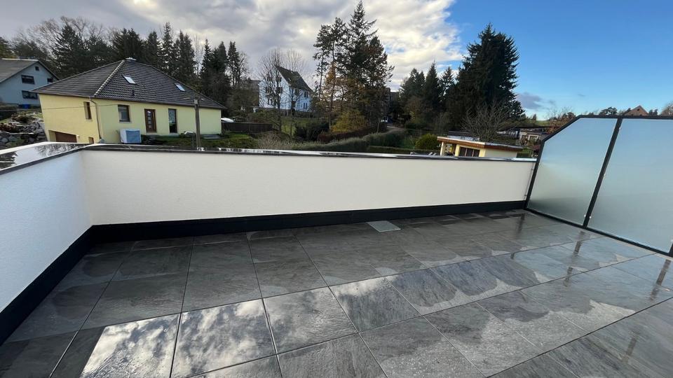 Maisonettenwohnung Werdau - 3 Zimmer, 126 m&sup2;, 1.642&euro; | Angebot:21120128